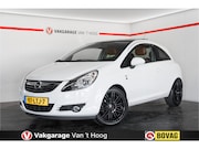 Opel Corsa - 1.2-16V '111' Edition Automaat, Leder, Panoramadak, 17' inch