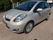 Toyota Yaris - 1.3 VVTi 5-DRS AUT. Aspiration ECC *LICHTE VOORSCHADE