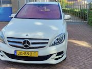 Mercedes-Benz B-klasse - 250 e Volledig electrisch met beperkte range.