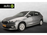 Skoda Fabia - 1.0 TSI Selection | CarPlay | Parkeersensoren | Digitaal Das