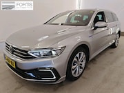 Volkswagen Passat - Variant 1.4 TSI PHEV GTE Business NL-AUTO | STOELVERWARMING