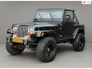 Jeep Wrangler - 4.0i Softtop incl. bikintop