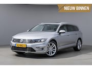 Volkswagen Passat - Variant 1.4 TSI GTE Highline Pano-dak|Massage|Camera|Trekhaa
