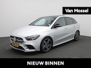 Mercedes-Benz B-klasse - 180 AMG Line | Automaat | Schuifdak | Sfeerverlichting | Sto