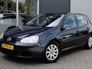 Volkswagen Golf - 1.6 FSI Comfortline | Clima | APK 7-2027