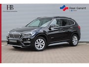 BMW X1 - sDrive18i Pano/Headup/Stoelverw/Leder/Sportstoelen