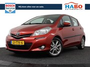 Toyota Yaris - 1.3 16V VVT-I DYNAMIC 5DRS ECC/CRUISE/NAV/KEYLESS.ENTRY/PANO