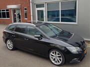 Seat Leon - ST 1.6 Tdi Sport Navi 1/2 Leder Led 18" Trekhaak