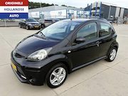 Toyota Aygo - 1.0 VVT-i Aspiration Automaat Airco Led Carplay