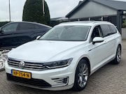 Volkswagen Passat - 1.4 TSI GTE Highline 2015 WIt Pano Leer Trekhaak
