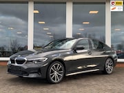 BMW 3-serie - 320i Sedan - Aut. - Navi - PDC - LM - Trekhaak