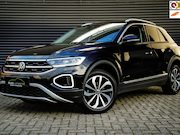 Volkswagen T-Roc - 1.5 TSI Style Aut. | ACC | Panoramadak | CarPlay | PDC met c