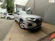 Audi Q3 - 40 TFSI quattro Pano/Matrix/360Cam/Lage km