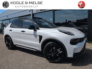 Lynk & Co 01 - 1.5 276pk PHEV More | Pano | Carplay | Leer