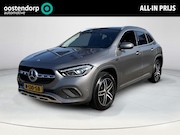 Mercedes-Benz GLA-Klasse - 250 e Style | Parkeersensoren | Apple carplay | Navigatie | 
