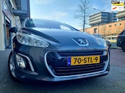 Peugeot 308 - 1.6 VTi Première Pano Navi ParkSens Trekhaak