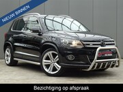 Volkswagen Tiguan - 1.4 TSI R-Line Edition * 19 INCH * TREKHAAK * GOED ONDERH.
