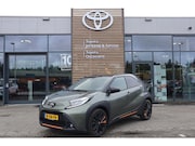 Toyota Aygo X - LIMITED JBL-AUDIO STOELVERWARMING KEYLESS PARK-SENSOREN 18"L