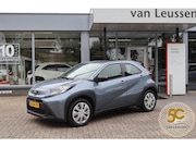 Toyota Aygo X - PLAY NL-AUTO APPLE/ANDROID LED DAGRIJVERLICHTING AD-CRUISE A