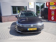 Volkswagen Passat - 1.4 TSI GTE Connected Series Plus / Panoramadak / Adaptieve