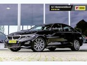 BMW 3-serie - 330e Business M-Sport | Harman Kardon | NL Auto | Laser