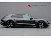 Porsche Taycan Cross Turismo - 4 93 kWh Sport Chrono LEDER MEMORY PASS. DISPLAY KEY-LESS GO
