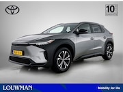 Toyota bZ4X - Dynamic 71 kWh | 360° Camera | Half lederen bekleding | Stoe