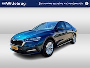 Skoda Octavia - 1.0 TSI Business Edition / Carplay / Navi / PDC v+a