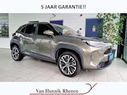 Toyota Yaris Cross - 1.5 130 Executive | Parksens V+A | Dodehoek | Stoel en stuur