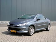 Peugeot 206 - 1.6-16V XS