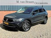 Volkswagen Tiguan - 1.4 TSI eHybrid Panorama-Dak/Trekhaak/Acc/Front-Assist/Lane-