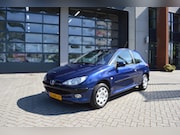 Peugeot 206 - 1.4-16V Gentry