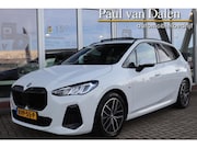 BMW 2-serie Active Tourer - (u06) 220i M-SPORT SHADOW LINE Panoramadak | Camera | Stoelv