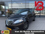 Lancia Ypsilon - 0.9 TwinAir Platinum *Schuif-/Kanteldak & Cruise