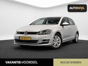 Volkswagen Golf - 1.0 TSI Connected Series|NL AUTO|TREKHAAK|NAVI|CAMERA|CLIMA|