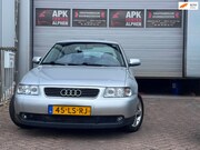 Audi A3 - 1.6 Attraction