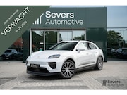 Porsche Macan - 4 100 kWh l Luchtvering l InnoDrive l Panoramadak l Elektris