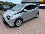 Toyota Aygo - 1.0 VVT-i x-play, Aur camera, Bleutooth