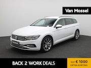Volkswagen Passat - Variant 2.0 TDI Business | TREKHAAK | NAVIGATIE | STOELVERWA