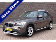 BMW X1 - sDrive20i Business, leder, trekhaak afneembaar, navi, camera