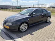 Alfa Romeo GT - 2.0 JTS Distinctive