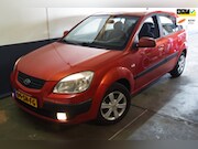 Kia Rio - 1.4 X-tra 5-deurs "Tropical Red" 97 pk