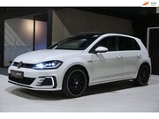 Volkswagen Golf - 1.4 TSI PHEV GTE Pano Carplay Camera ACC VOL