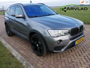BMW X3 - SDrive18d Executive AUT PANO ** 9499 NETTO