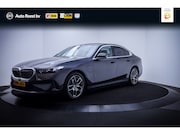 BMW 5-serie - 550e xDrive FULL.LED | KEYLESS | DODEHOEK | CARPLAY | HEAD-U