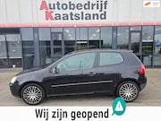 Volkswagen Golf - 1.6 FSI Sportline - Clima