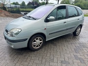Renault Scénic - 1.6-16V Expression Sport automaat trekhaak Clima