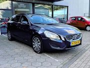 Volvo V60 - 2.4 D5 Summum / Airco / Leder / navigatie /