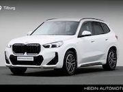 BMW iX1 - xDrive30 67 kWh | Achteruitrijcamera | Driving As