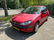 Peugeot 206 - 1.1 X-Design